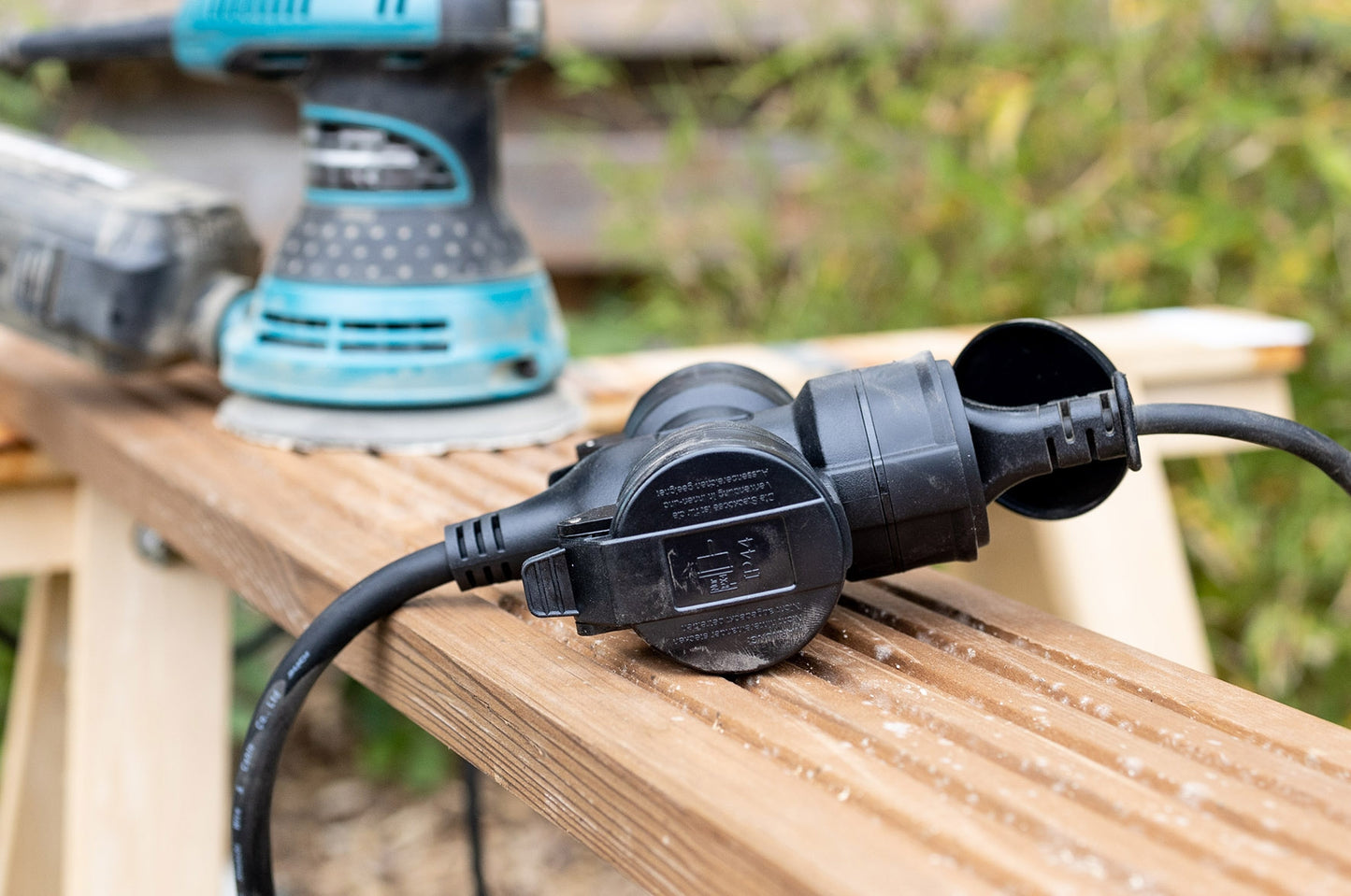 Gartensteckdose für Außen, 3-fach IP44, 5m Zuleitung