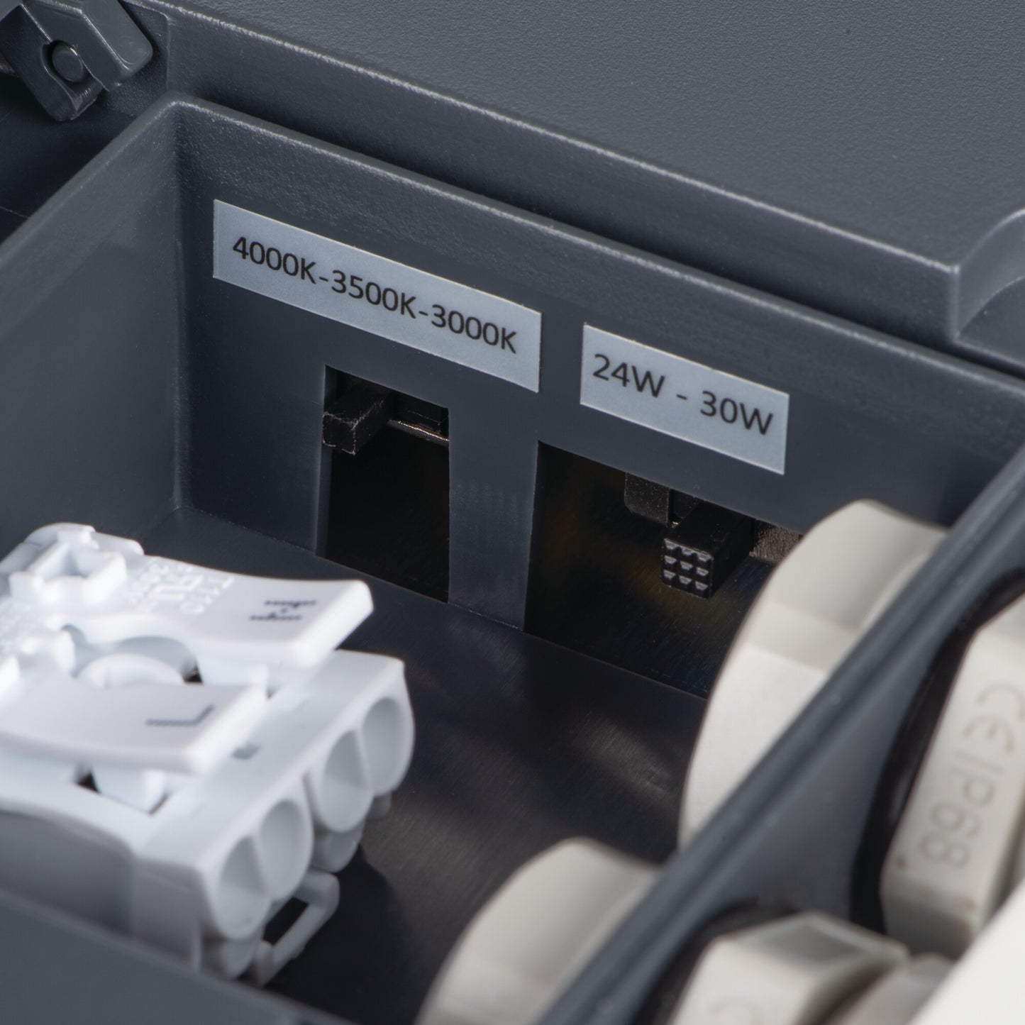 LED- Deckenleuchte mit oder ohne Bewegungssensor IP65 12/18 Watt oder 24/30 Watt