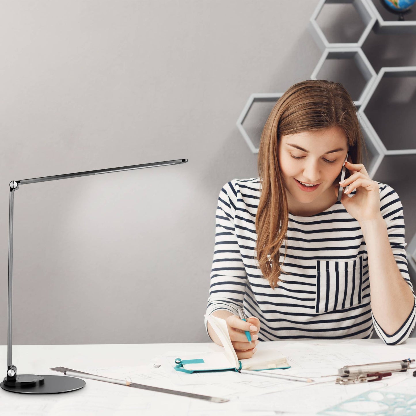 LED Tisch-Leuchte dimmbar mit USB Bürolampe Schreibtischlampe Büro 3 Lichtfarben