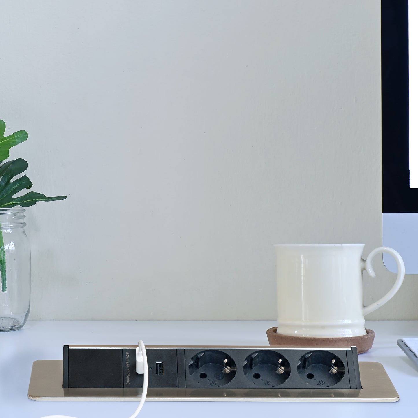 Möbel-Steckdose 3-fach 2x USB Mehrfachsteckdose Küche 2m Kabel Steckdosenleiste