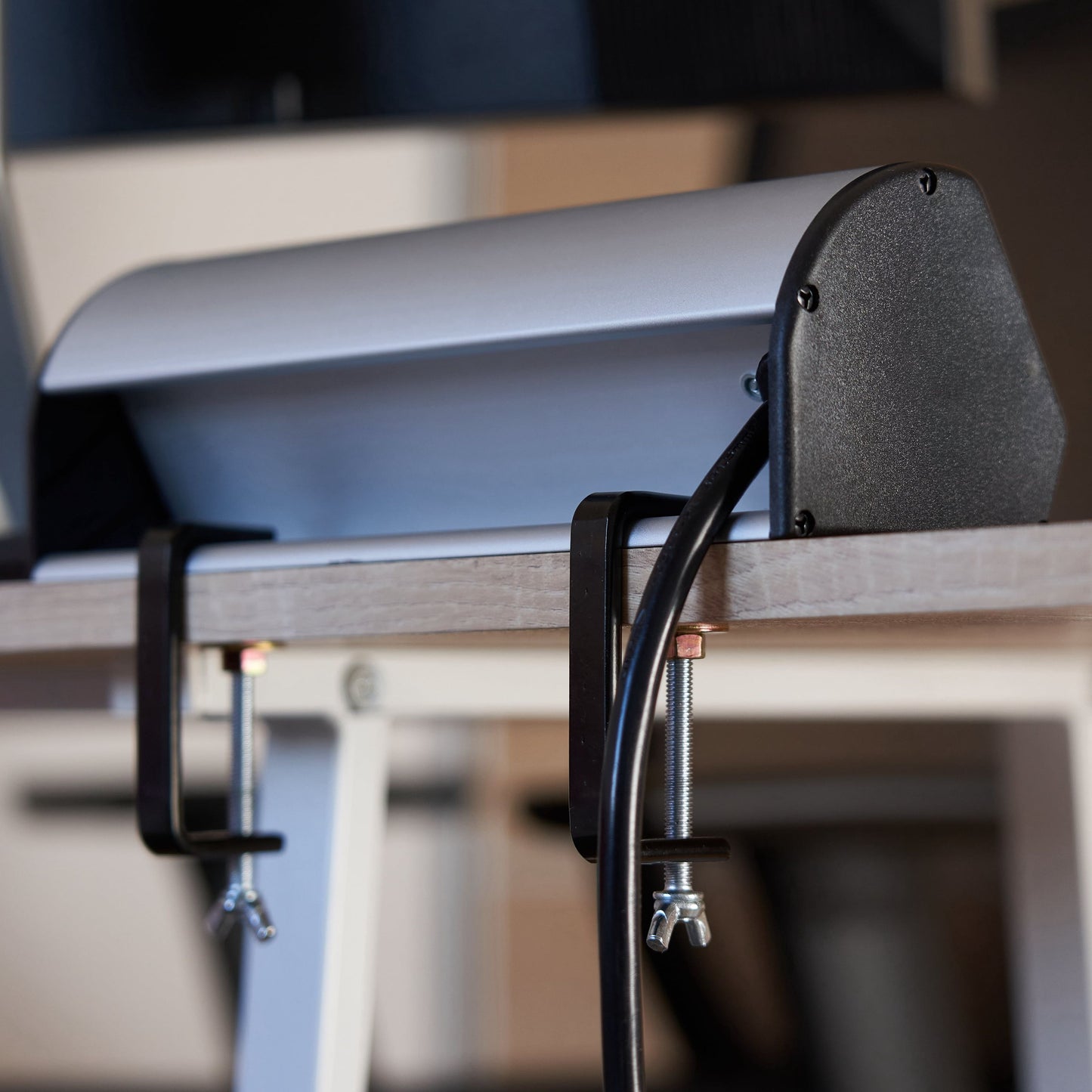 Möbel-Steckdose 4-fach Schalter USB Steckdosenleiste Schreibtisch Büro Küche 2m