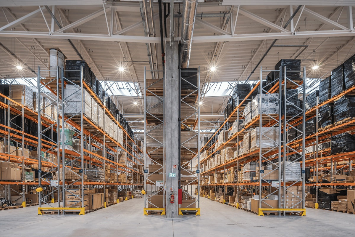 LED Hallenstrahler 200W 4000K – 38000lm, Dimmbar (1-10V), 90° Abstrahlwinkel