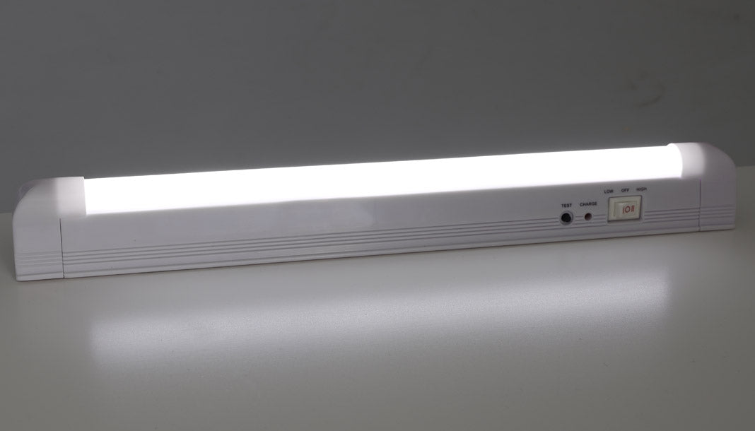 Trano LED Notleuchte 2W SlimLine, 30 SMD, 200lm, 6000K, Akku 3,7V/1200mAh, 5h Leuchtdauer, 230V, 30x2x3cm, Wand/Decke