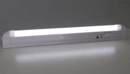 Trano LED Notleuchte 2W SlimLine, 30 SMD, 200lm, 6000K, Akku 3,7V/1200mAh, 5h Leuchtdauer, 230V, 30x2x3cm, Wand/Decke