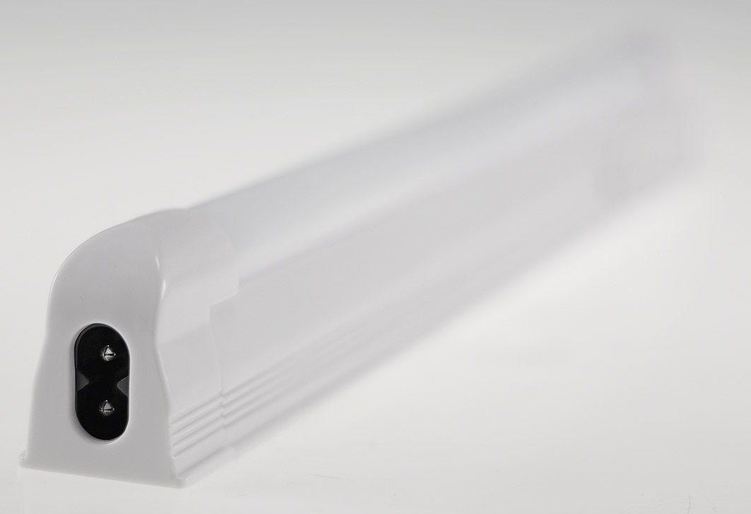 Trano LED Notleuchte 2W SlimLine, 30 SMD, 200lm, 6000K, Akku 3,7V/1200mAh, 5h Leuchtdauer, 230V, 30x2x3cm, Wand/Decke