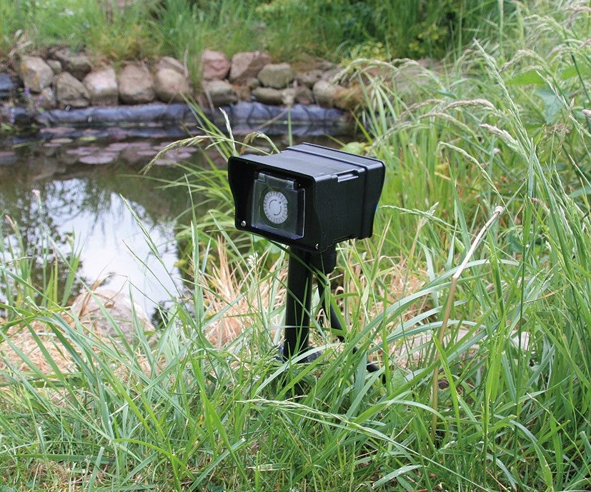 Trano Gartensteckdose mit Erdspieß, 2-fach IP44, 10m Gummikabel, Zeitschaltuhr, Outdoor Steckdose 230V, 3680W wetterfest
