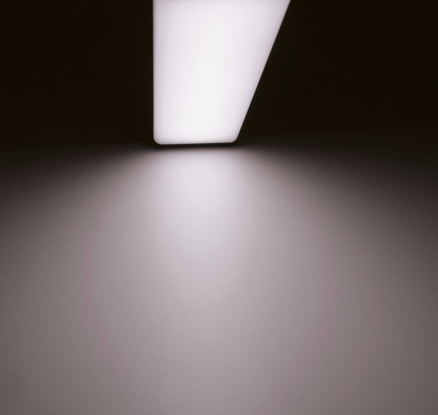 LED Unterbauleuchte schwarz mit USB A+C PD, 60cm, Neutralweiß und warmweiß