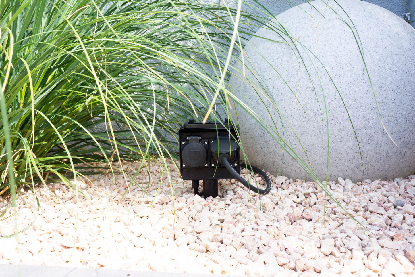 Gartensteckdose 2fach 4fach mit Erdspieß und 3m Kabel IP44