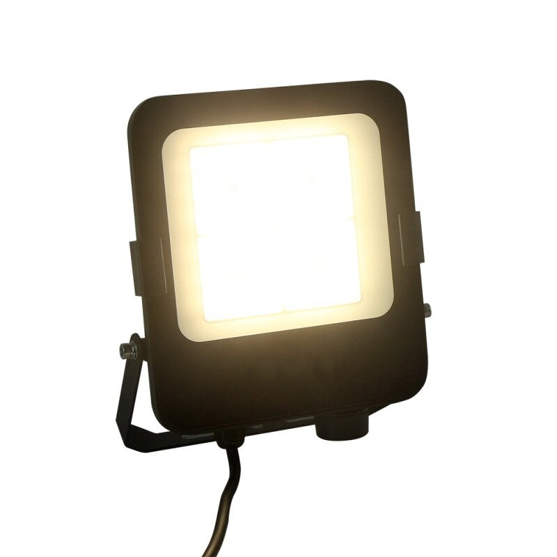 50W LED-Fluter, Industrie-LED-Fluter  (4000K, 7000lm, IP66) für Produktion, Parkplätze & Co.